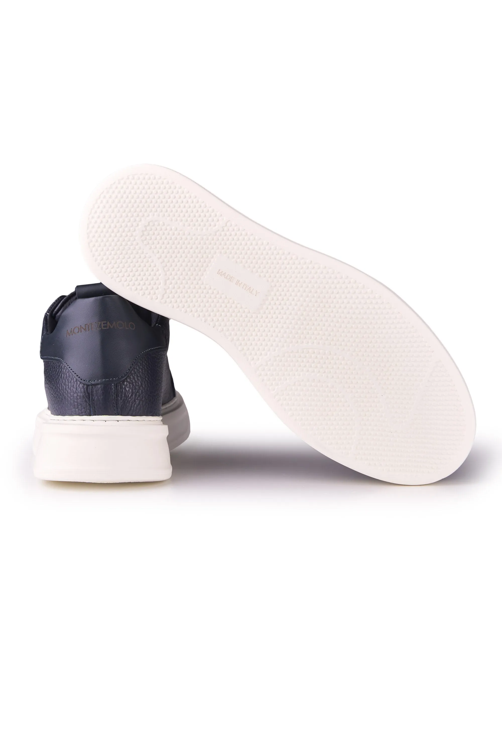 Pebbled Leather Sneakers with Extralight Sole