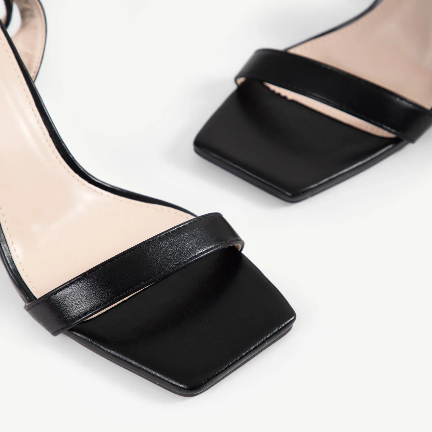 RAID Clair Block Heel In Black