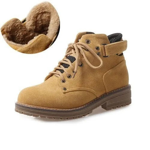 Women's Warm Rivet Ankle Boot